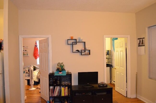 Photo - 896 Huntington Ave Unit 8