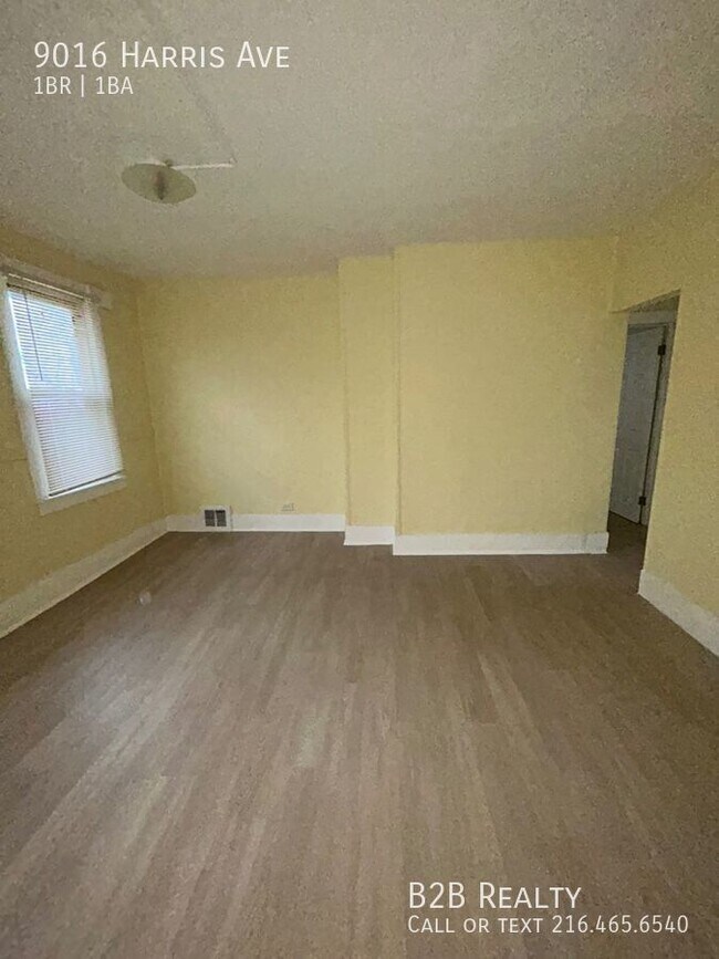 Photo - 9016 Harris Ave
