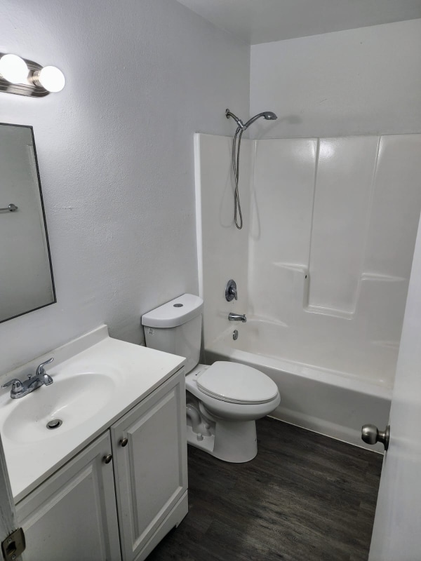 Photo - 590 W 18th Ave Unit 4