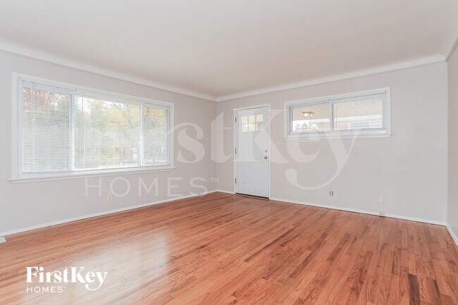 401 Ingram Rd