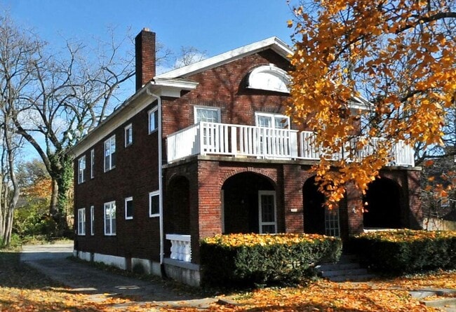 Building Photo - 1712 Emerson Ave Unit 1712 Emerson