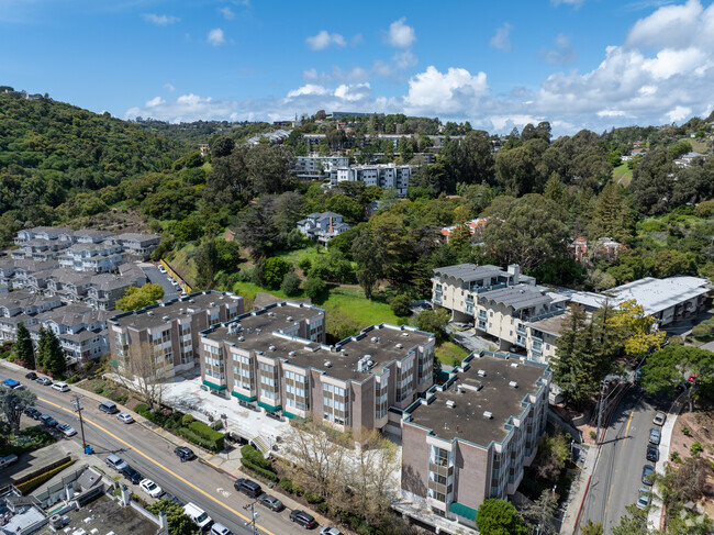 Property View - Bonnie Brae Terrace Rental