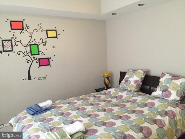 Photo - 527 S 7th St