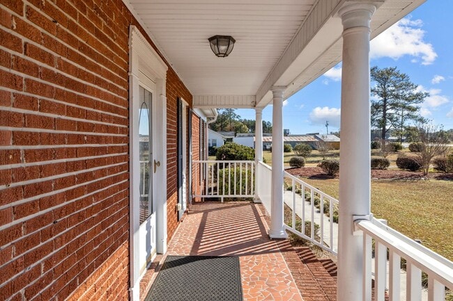 Photo - 4015 Freedom Way