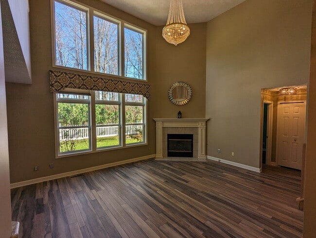 Photo - Luxurious 4 Bed, 2.5 Bath Home in Pin Oak Preserve, Avon
