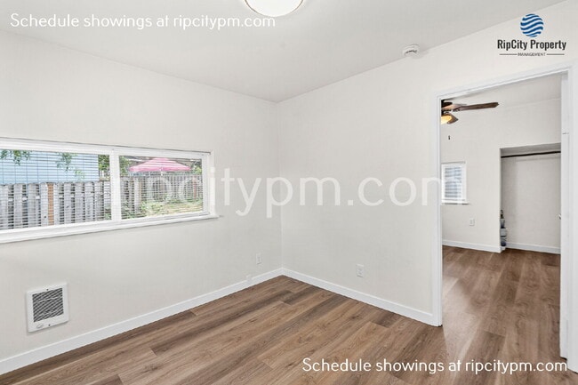 Photo - 424 Division St