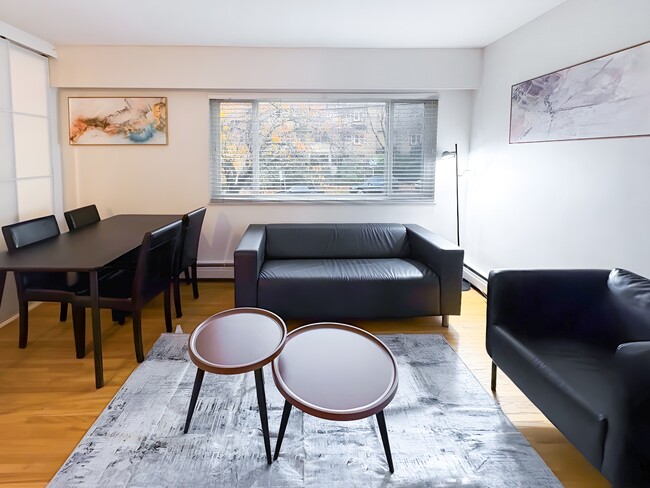 Building Photo - 1985 W 8th Ave Unit 201