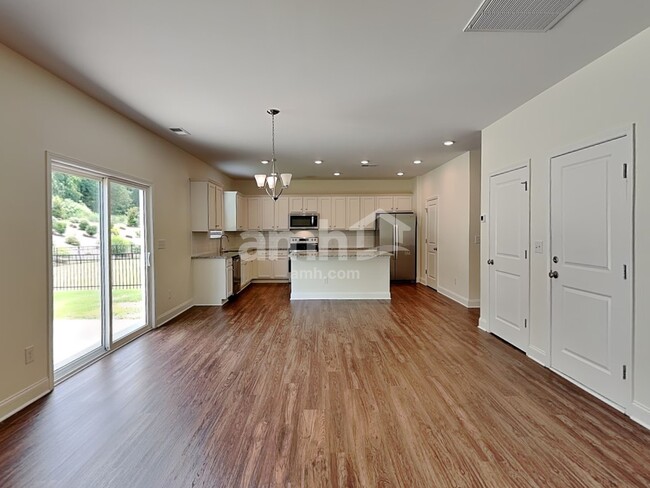Photo - 116 Ashton Dr