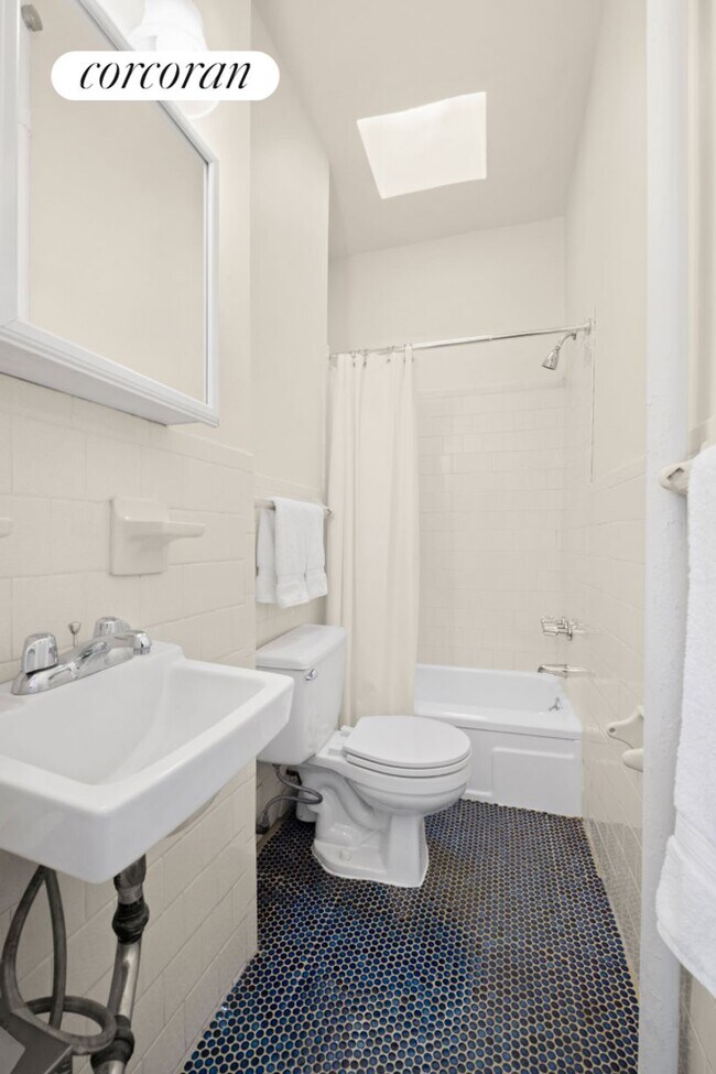 Photo - 214 Mulberry St