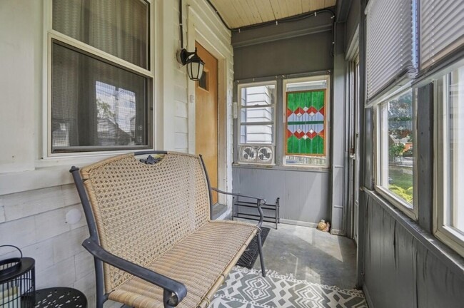 Photo - 510 E 17th St