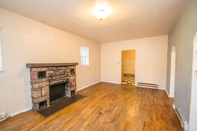 Photo - 2311 Spruce St Unit 01