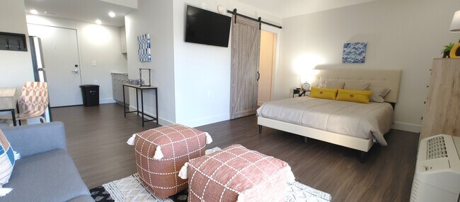 Studio Apartment
