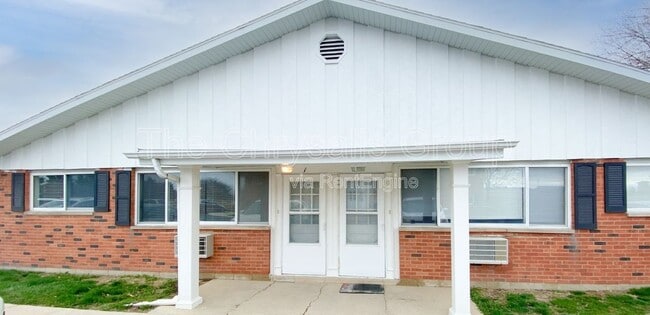 Building Photo - 1455 Catherine St Unit 1