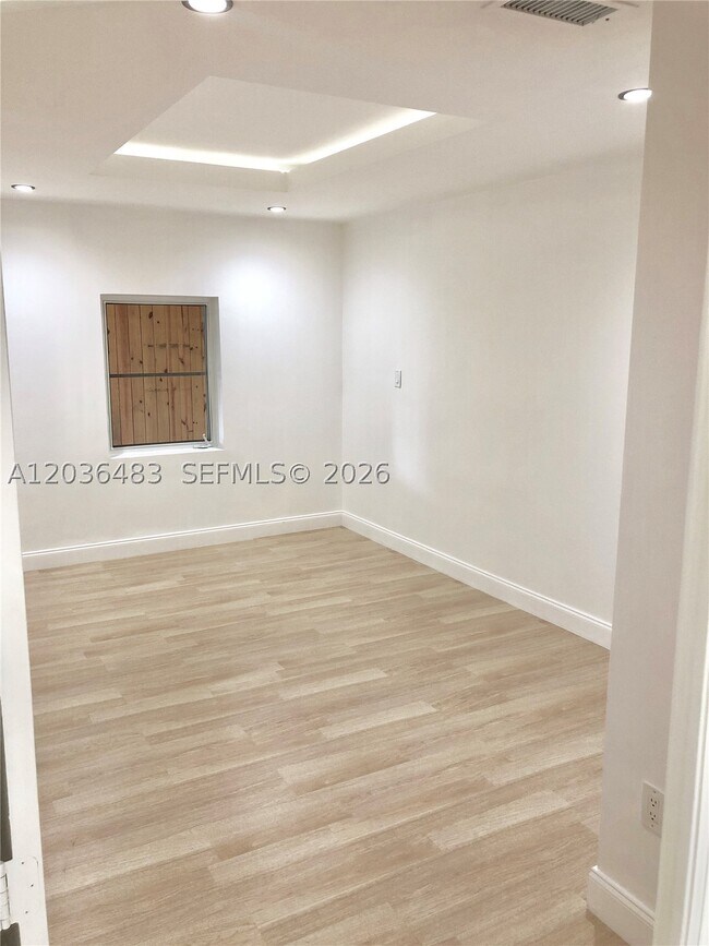 Photo - 1272 NE 145th St