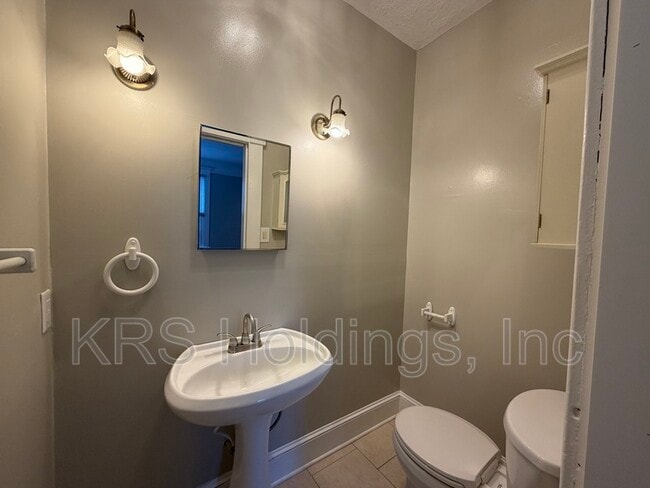 Photo - 1110 Park Ave