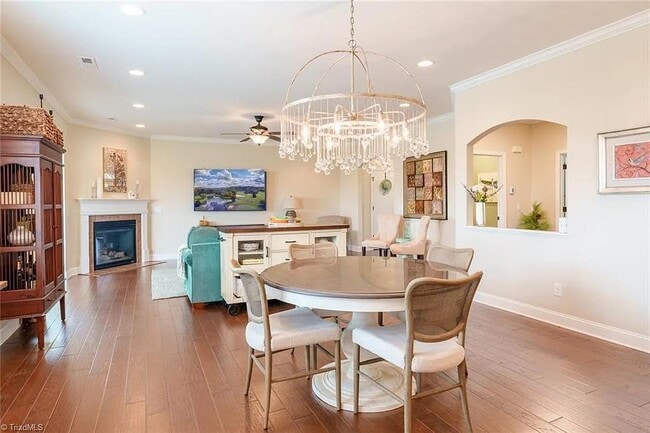 Photo - 160 Twisted Cypress Ln