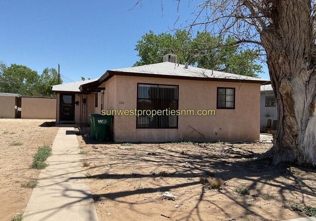 2 Bedroom, 1 Bath - 2 Bedroom, 1 Bath House
