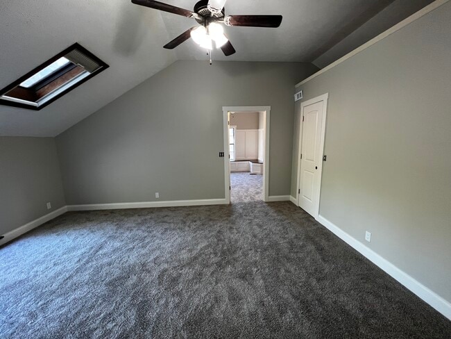 Photo - 2572 Exeter Dr