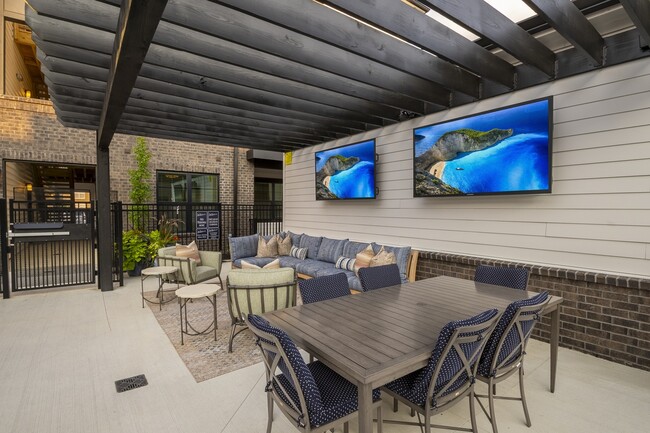 Wilshire Apartments