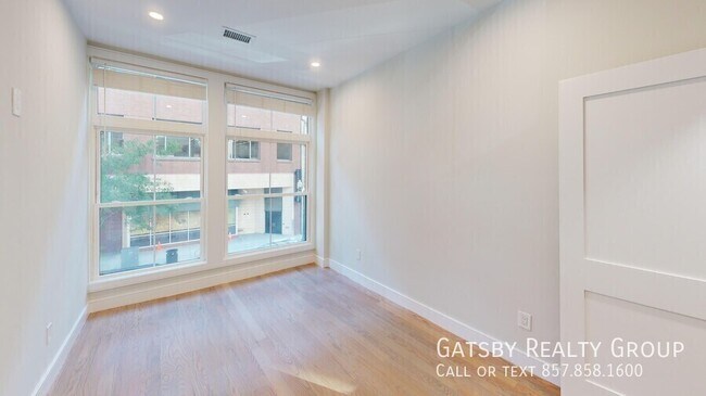 Photo - 230 Tremont St Unit 1R