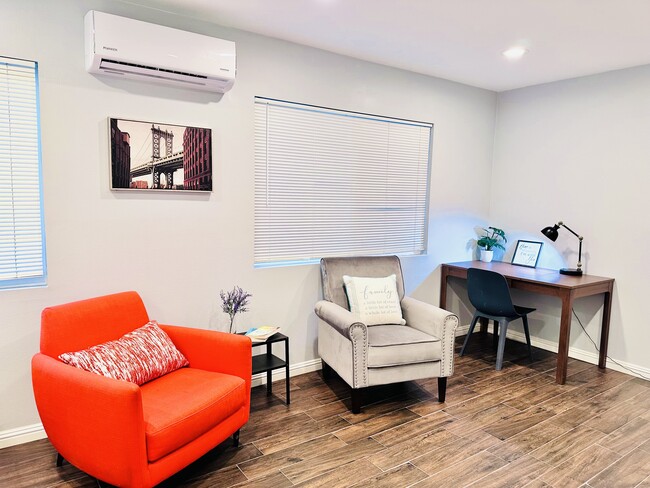 Photo - 2621 Wallace Ave