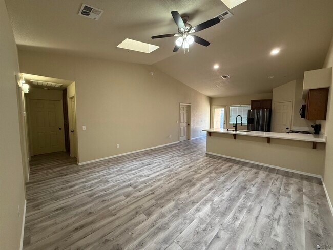 Photo - 7375 E 39th St