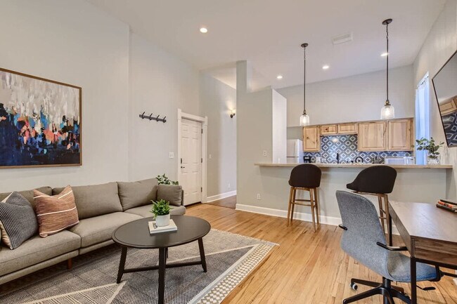 Photo - 2805 E 16th Ave Unidad ID1026251P