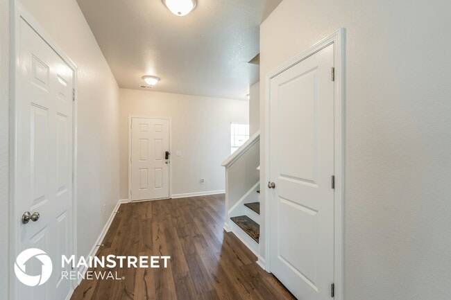 Photo - 880 Clover Cir