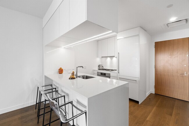 Photo - 99 Hudson St Unidad 2400