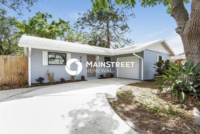 Photo - 3 Bedroom Pet-Friendly Home in Bradenton, FL with Main Street Renewal