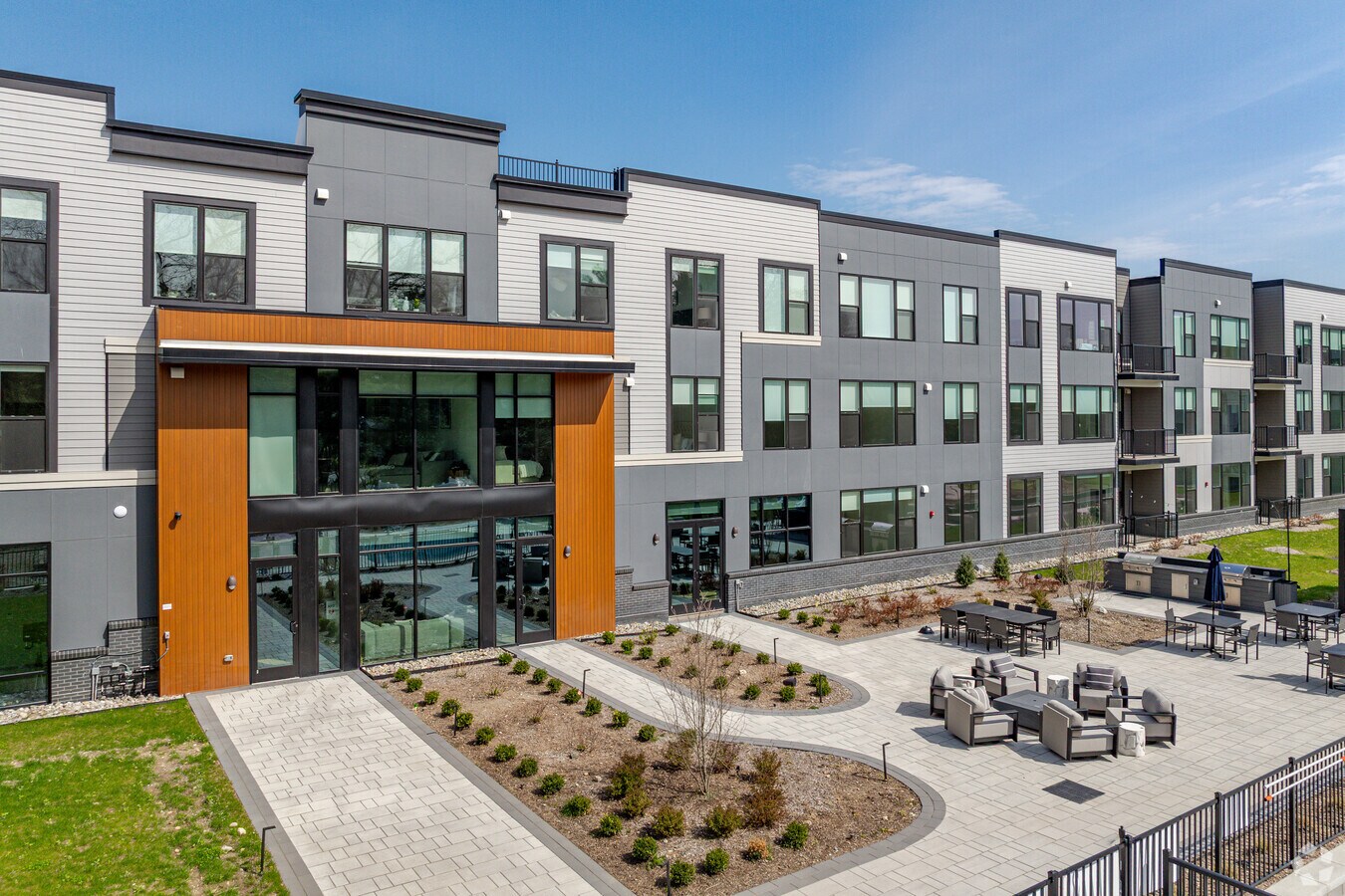 Photo - Enclave at Old Tappan