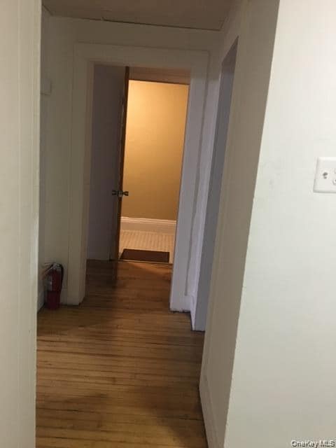 13 Benton Ave