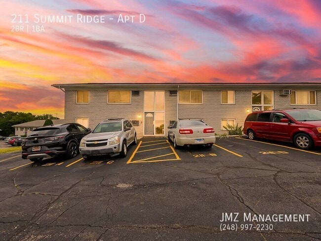 Building Photo - 211 Summit Ridge-Apt D Unit Apt D