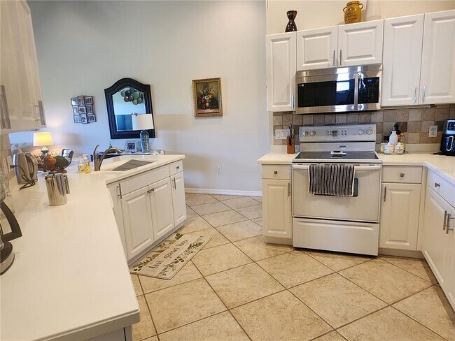 7224 Cedar Hollow Cir