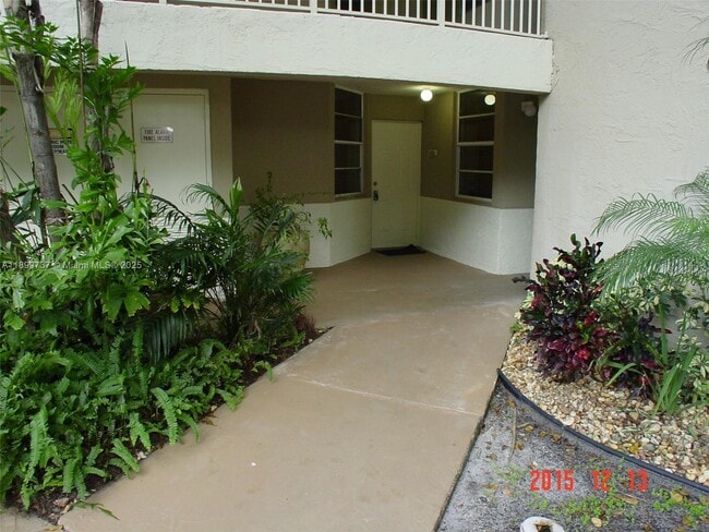 Photo - 8292 NW 24th St Unidad 8292