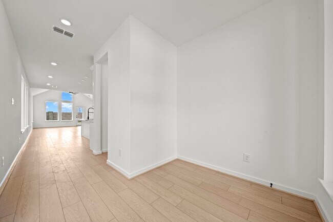 Photo - 21643 Lampeter River Ln