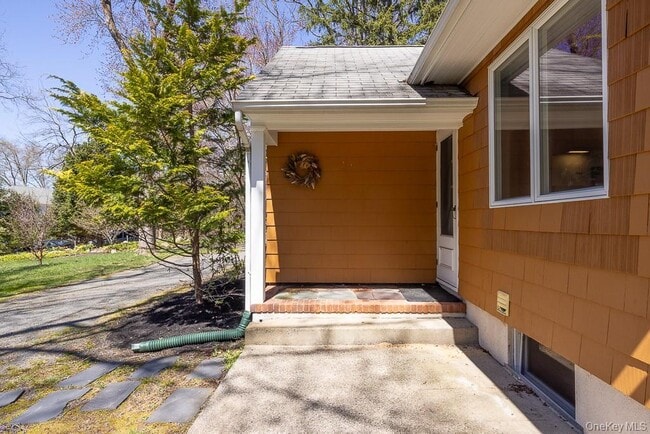 Photo - 644 Gilbert Ave
