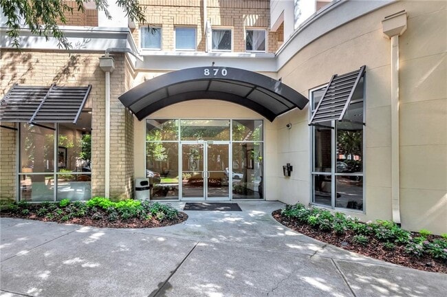 Building Photo - 870 Inman Vlg Pkwy NE Unit 532