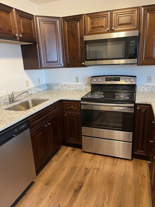 Photo - Spacious Duplex Close to Schools, UNL, Haymarket, and I-80 TOTALLY REMODELED