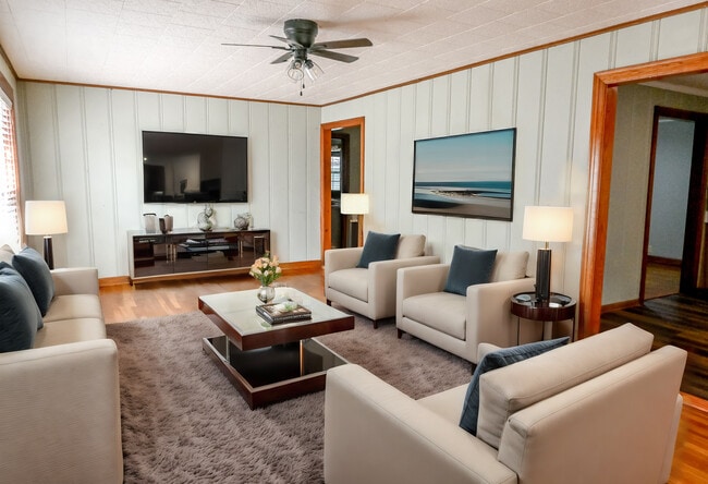 Photo - 322 Olympia Ave