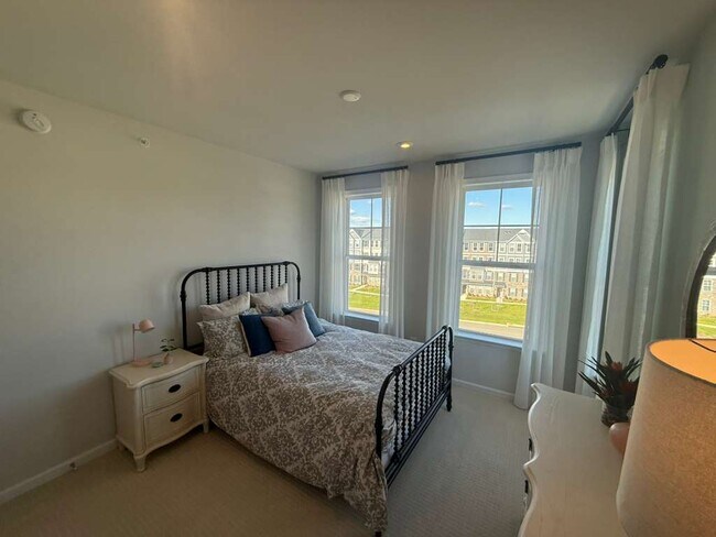 Photo - 9221 Magellan Pkwy Unit 2