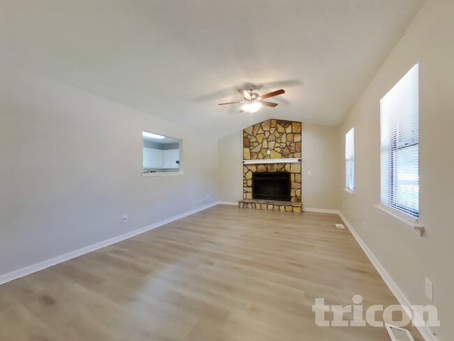 Photo - 17 Paces Meadows Dr