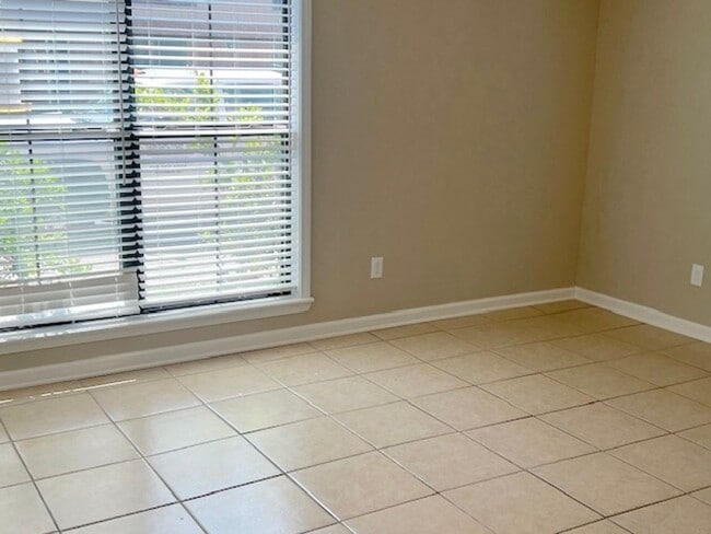 Photo - Bowmanor Garden Apartments