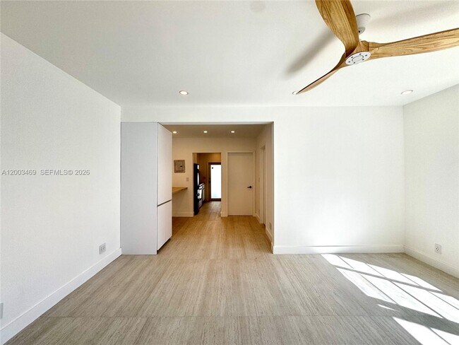 Photo - 6944 Byron Ave Unit 1