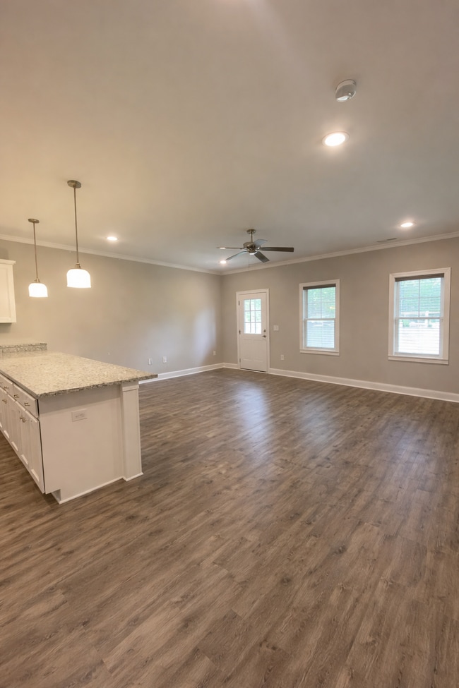 Photo - 1479 Lanterns Rest Rd