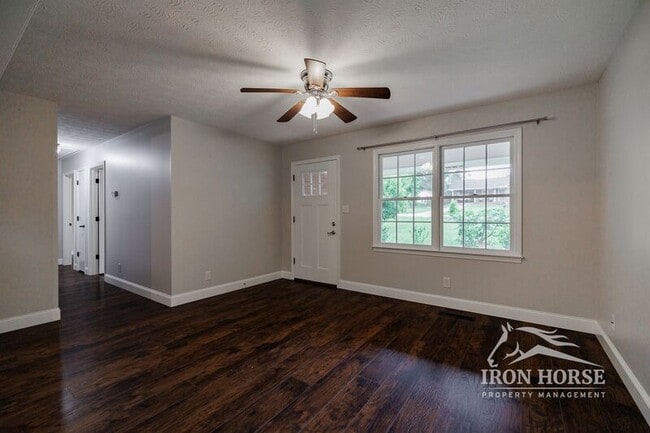 Photo - 131 Plantation Rd