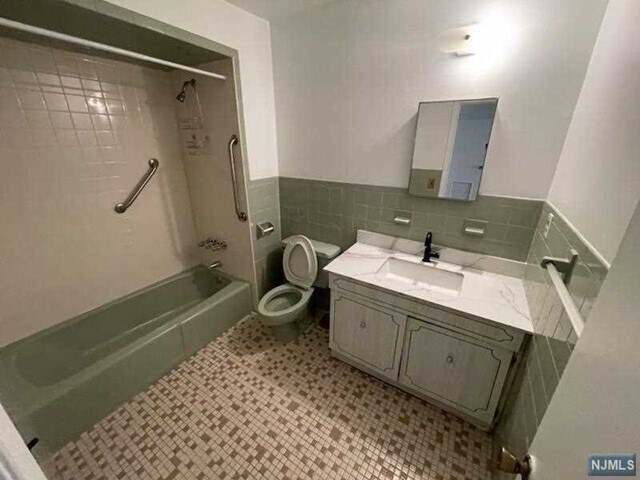 Photo - 199 Boulevard Apartment Unit studio