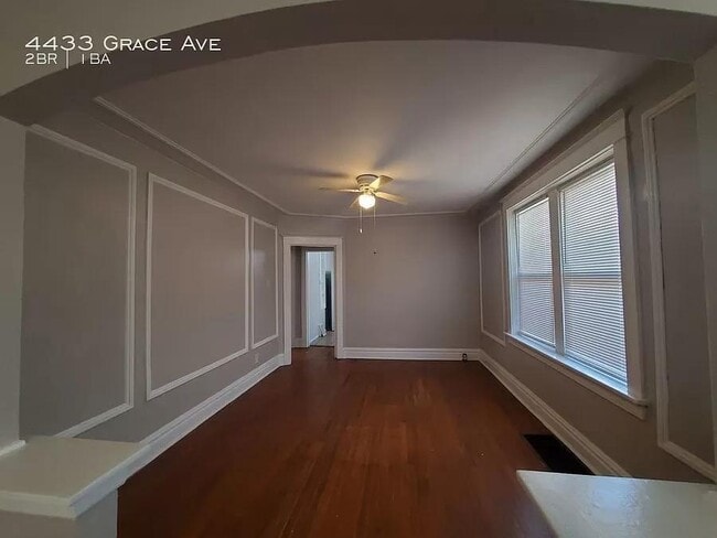 Photo - 4433 Grace Ave