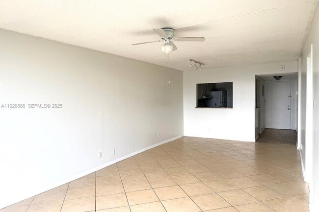 Photo - 1830 Dixieana St Unit 503