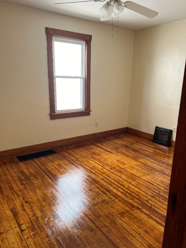 Photo - 10011 Devore St